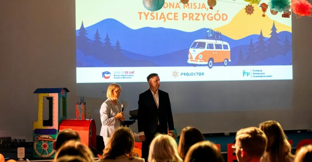 Z „PROJEKTOREM” przez Polskę. Jedna misja, tysiące przygód