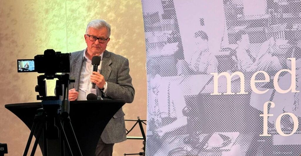 Dziennikarstwo jako pasja i sztuka burzenia murów