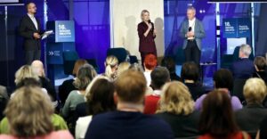 Poczuj się bezpiecznie. O roli bibliotek w czasach niepewności