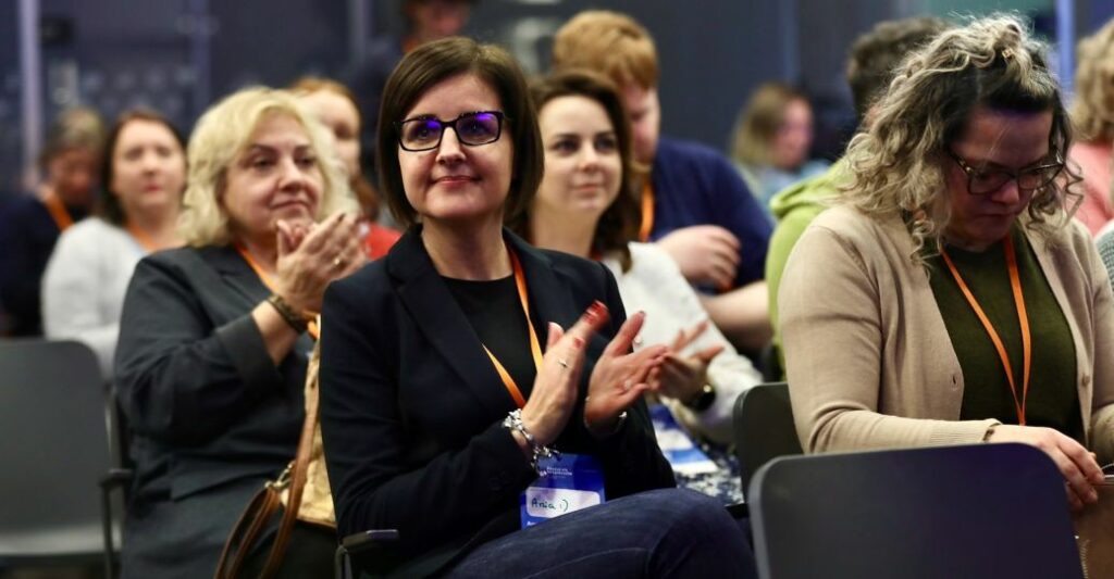 Poczuj się bezpiecznie. O roli bibliotek w czasach niepewności